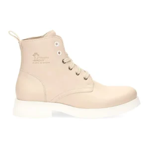 Elvia^Panama Jack Hot