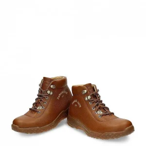 Newton^Panama Jack Fashion
