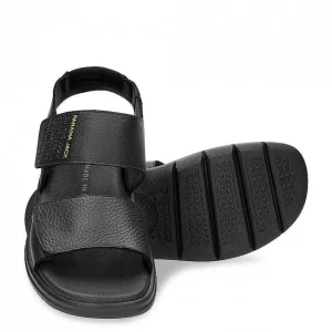 Rusell^Panama Jack Store